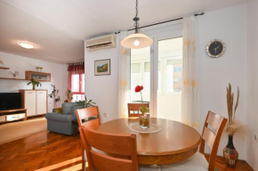 Mara Apartment